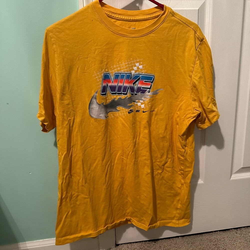 NIKE Graphic Tee Men's